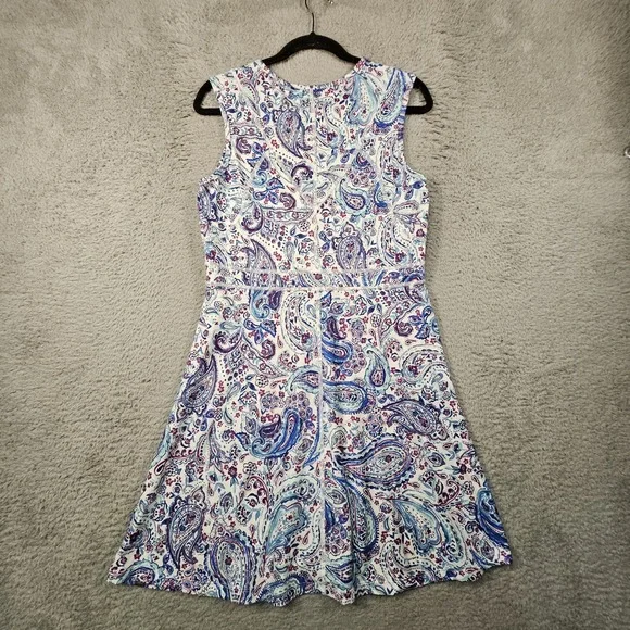 Title Nine Dress M Floral Paisley Pocket Athleisure Beach Pickleball Tennis Prep - Picture 10 of 15